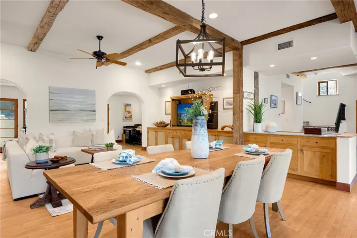 911 Laguna Road, Fullerton, California 92835