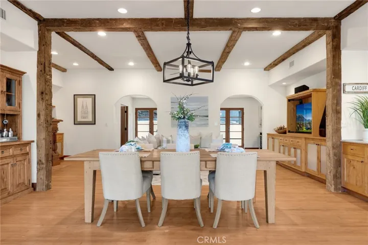 911 Laguna Road, Fullerton, California 92835