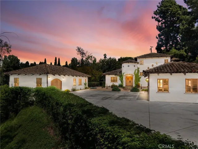 911 Laguna Road, Fullerton, California 92835