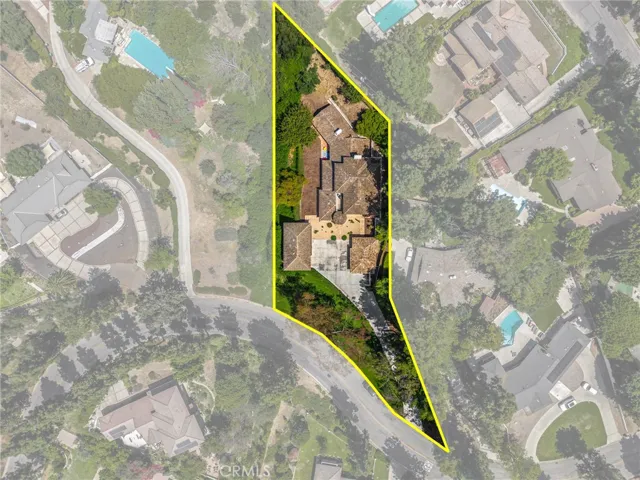 911 Laguna Road, Fullerton, California 92835