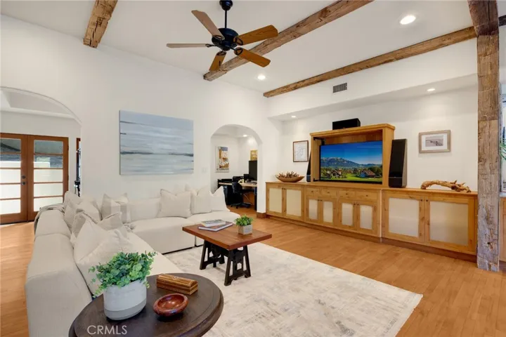 911 Laguna Road, Fullerton, California 92835