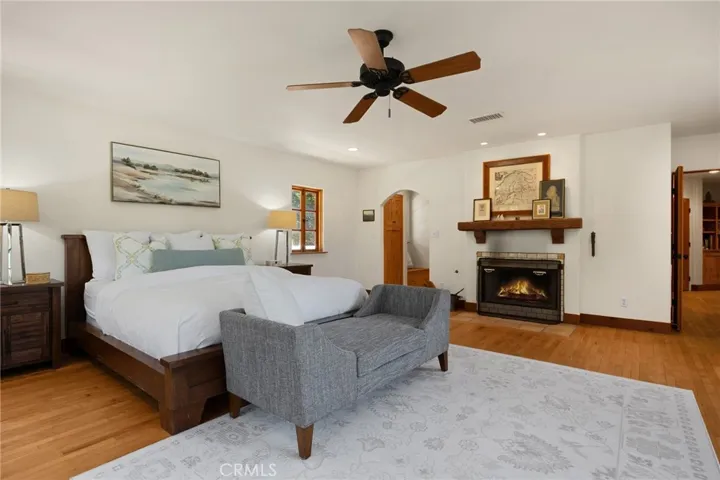 911 Laguna Road, Fullerton, California 92835