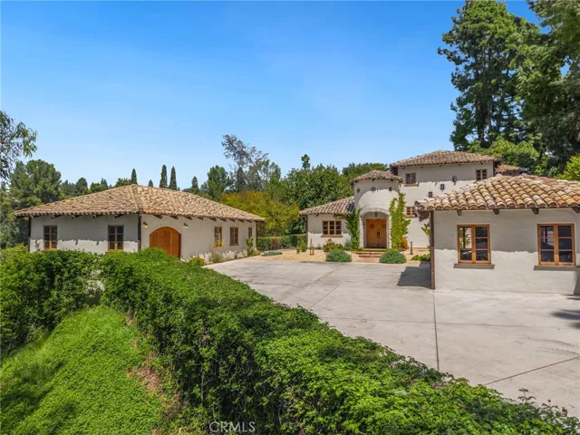 911 Laguna Road, Fullerton, California 92835