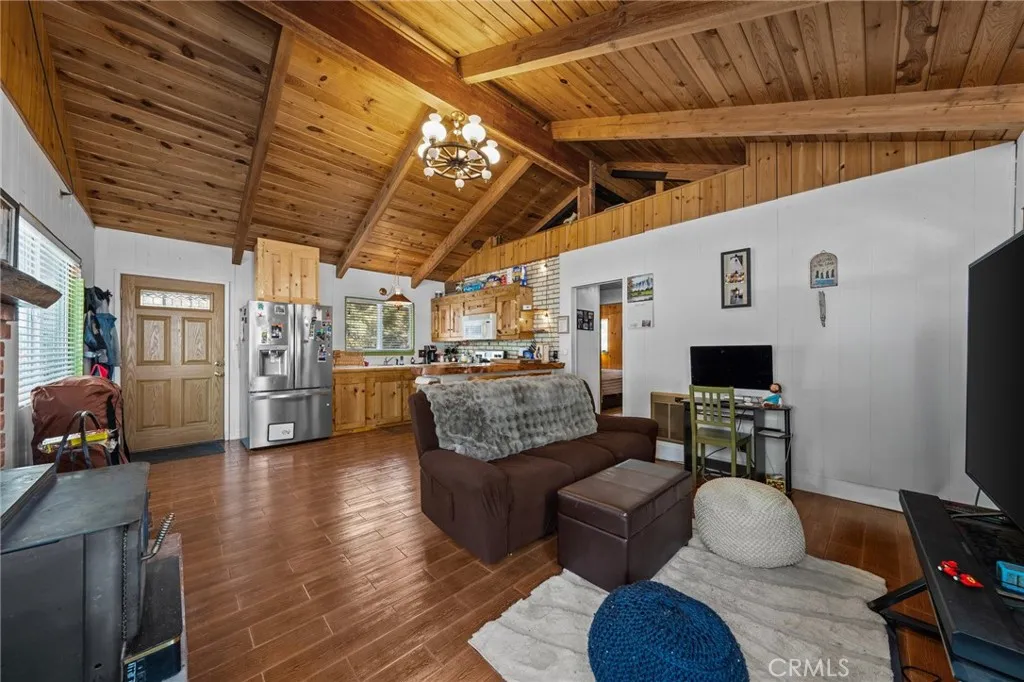 731 Yukon Road, Green Valley Lake, California 92341 home-pic-7