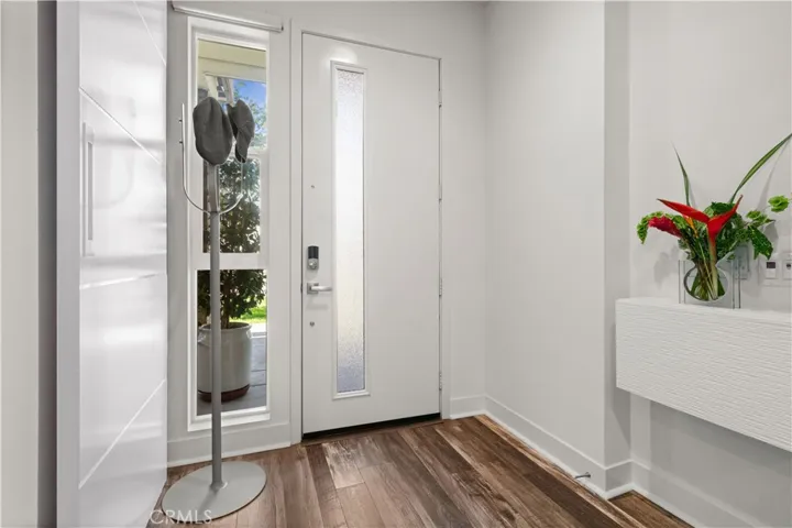 Bright open entry
