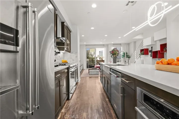 Custom cabinetry, soft close drawers