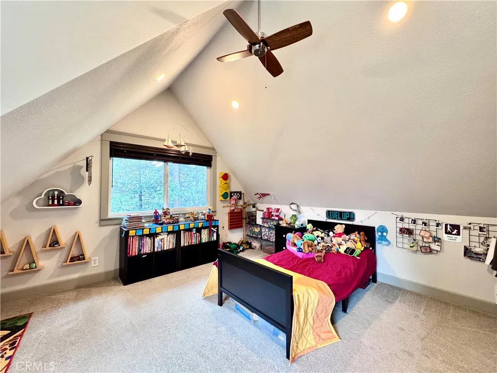 27971 St Bernard Lane, Lake Arrowhead, California 92352 home-pic-20