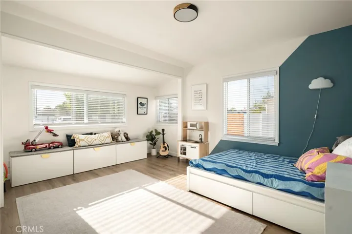 4160 Chatwin Avenue, Lakewood, California 90713