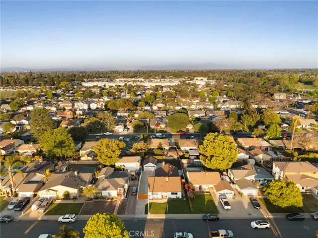4160 Chatwin Avenue, Lakewood, California 90713