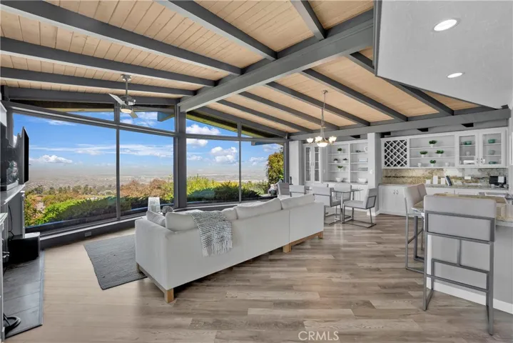 5529 Littlebow Road, Rancho Palos Verdes, California 90275