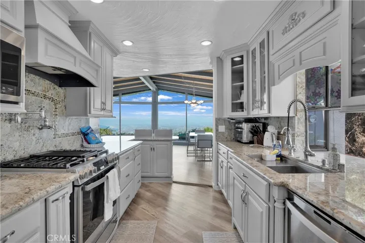 5529 Littlebow Road, Rancho Palos Verdes, California 90275