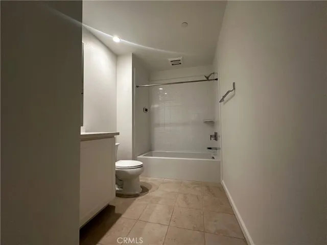 100 Superior, Irvine, California 92620
