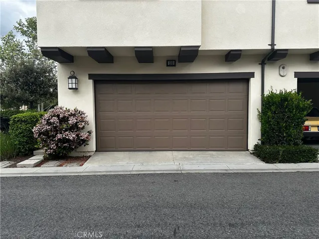 100 Superior, Irvine, California 92620