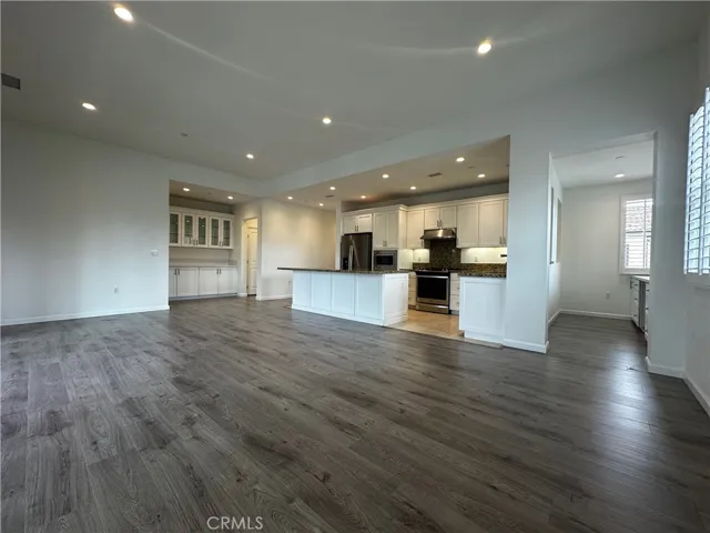 100 Superior, Irvine, California 92620