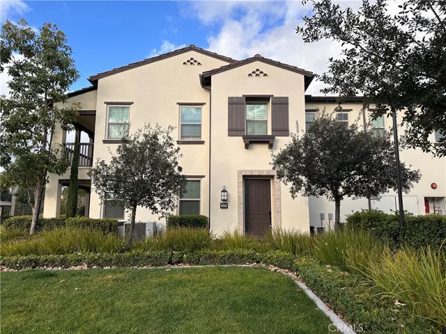 100 Superior, Irvine, California 92620