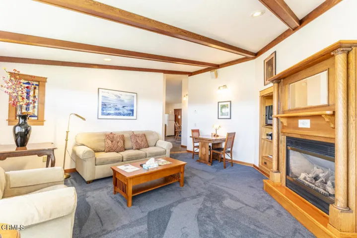 Living Room w/Sleeper Sofa