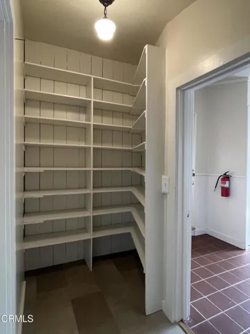 Large Pantry 1-of-2