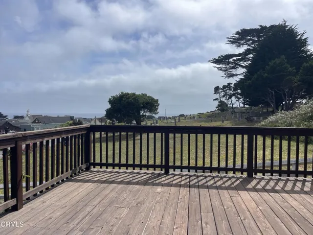 S.W. Deck. Great Outdoor Space