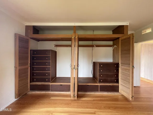 Large Closet w/built-ins, Main Bedroom