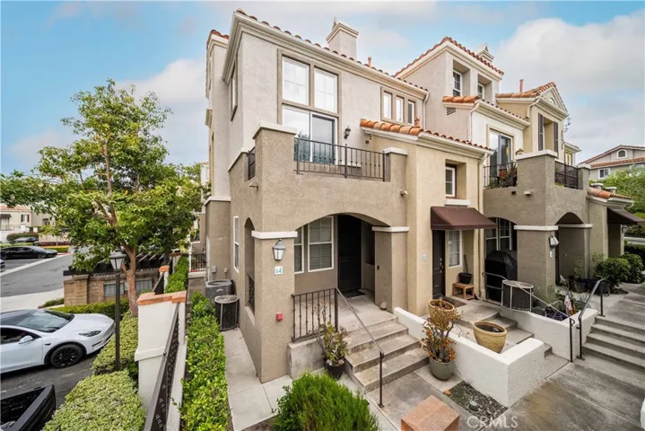 64 Via Cordoba, Rancho Santa Margarita, California 92688