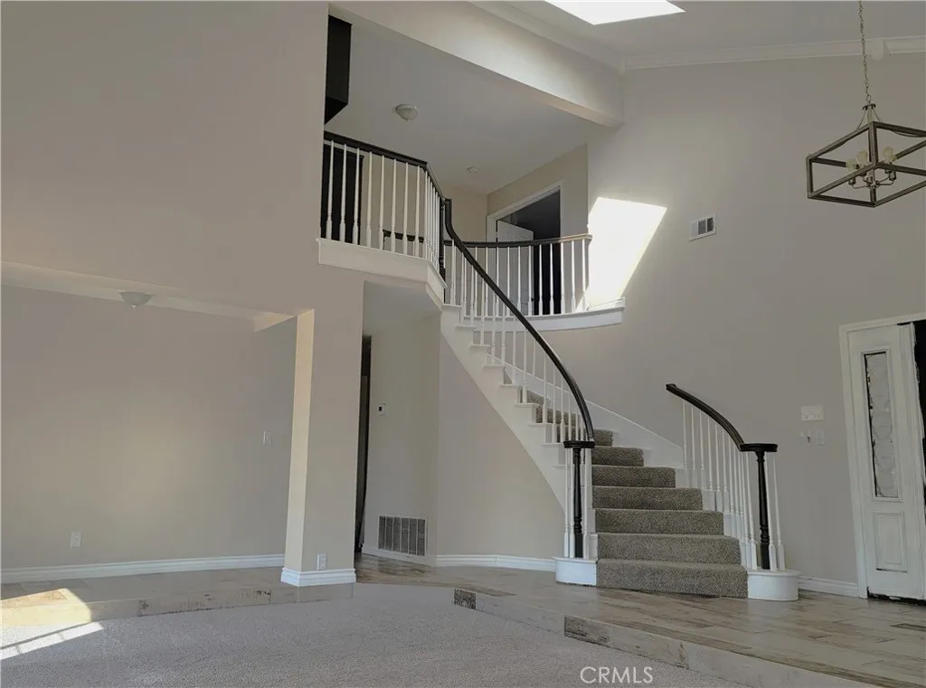 16334 Ridge View Drive, Apple Valley, California 92307 home-pic-1