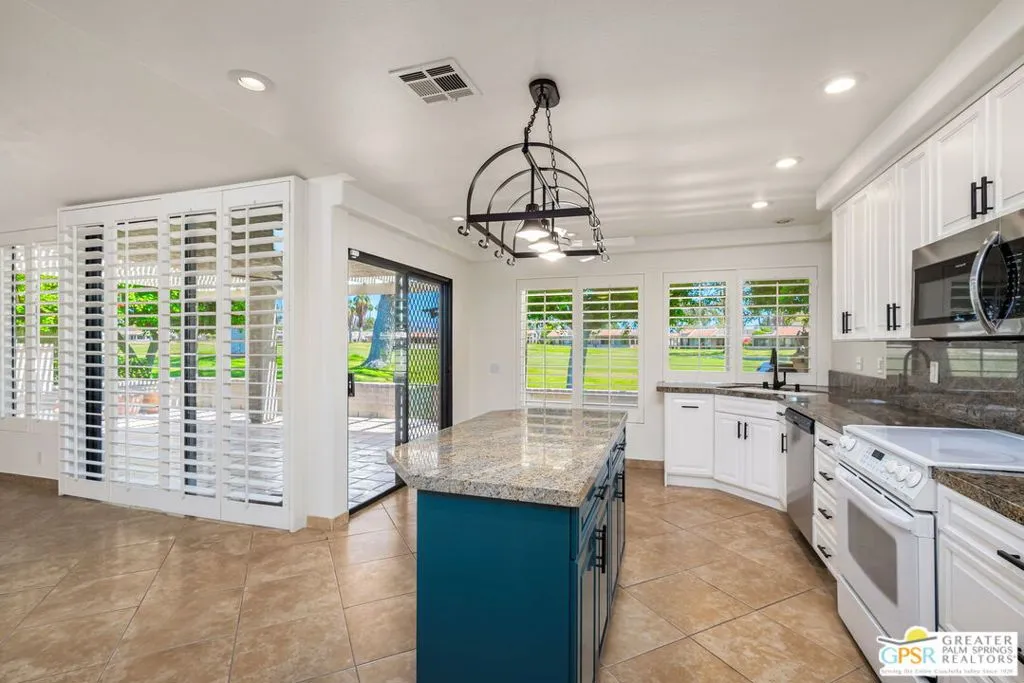 2980 Calle Loreto, Palm Springs, California 92264 home-pic-26