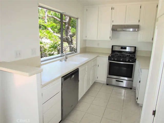 6619 El Rodeo Road, Rancho Palos Verdes, California 90275