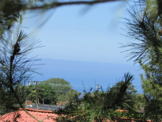 6619 El Rodeo Road, Rancho Palos Verdes, California 90275