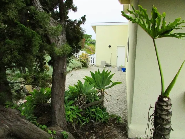 6619 El Rodeo Road, Rancho Palos Verdes, California 90275