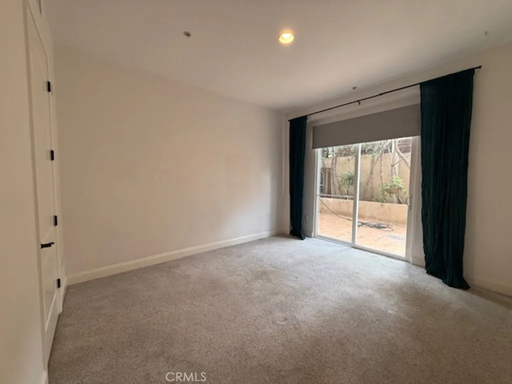 855 Wilcox Avenue 103, Los Angeles, California 90038 home-pic-8