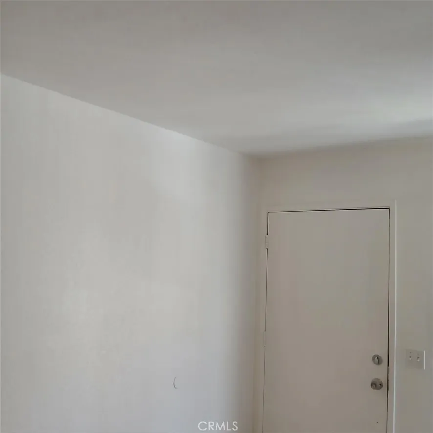 2455 West Acacia Avenue, Hemet, California 92545 home-pic-20