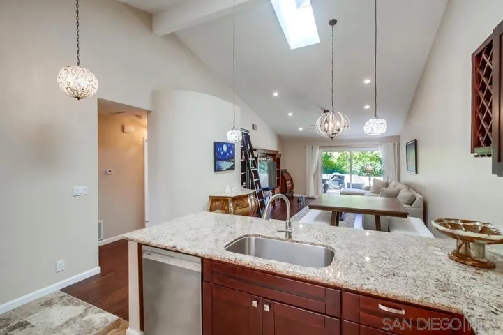 17832 Avenida Cordillera 26, San Diego, California 92128