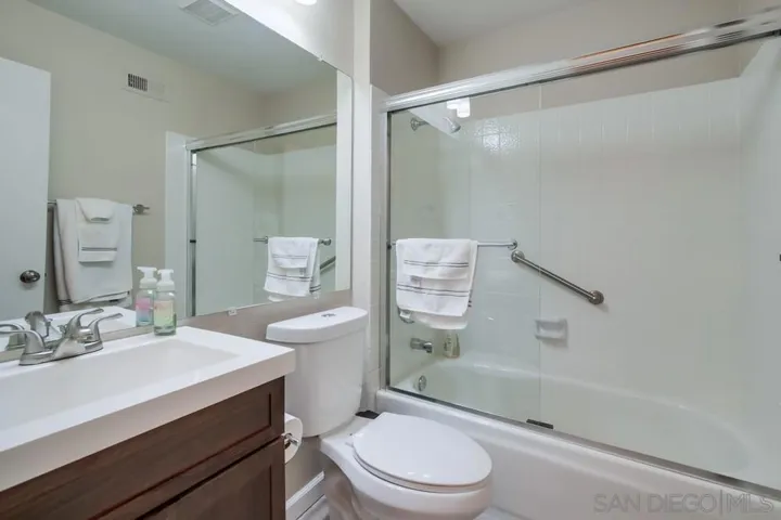 17832 Avenida Cordillera 26, San Diego, California 92128