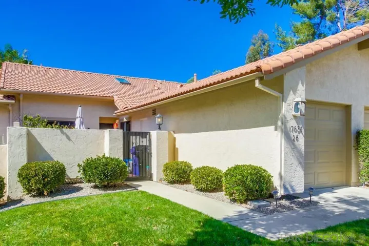 17832 Avenida Cordillera 26, San Diego, California 92128