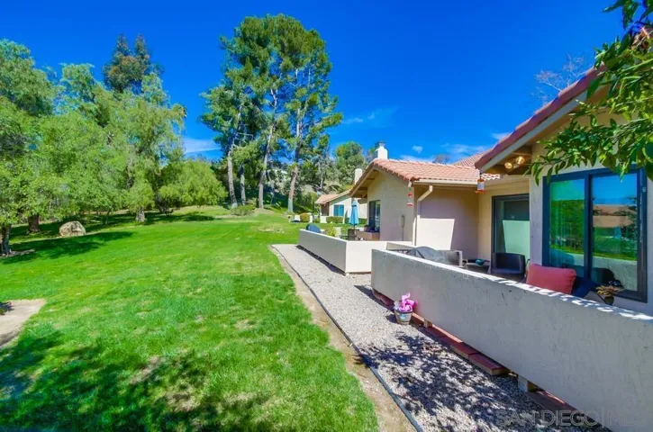 17832 Avenida Cordillera 26, San Diego, California 92128