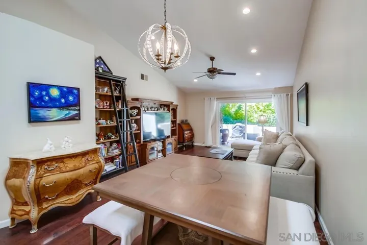 17832 Avenida Cordillera 26, San Diego, California 92128