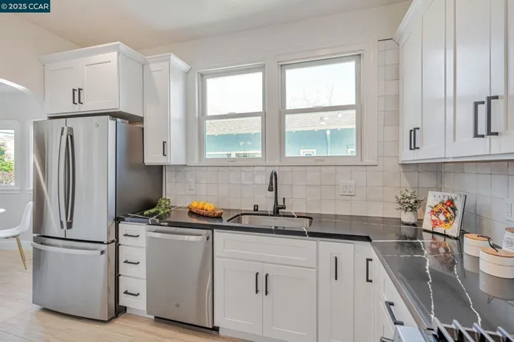4150 Webster St, Oakland, California 94609