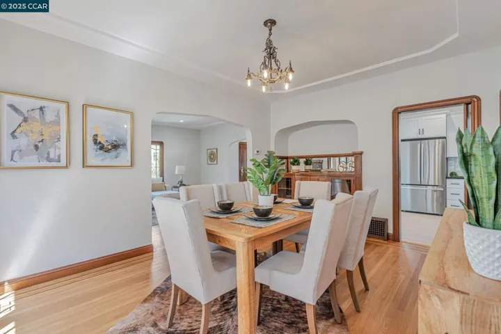 4150 Webster St, Oakland, California 94609
