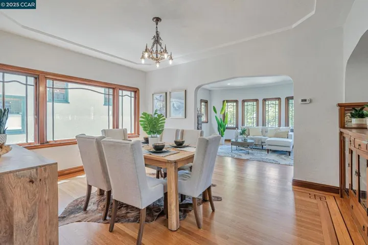 4150 Webster St, Oakland, California 94609