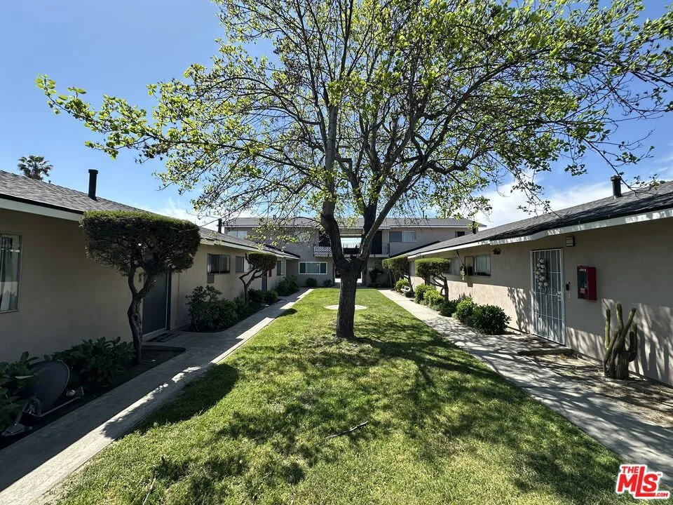 5841 Western Avenue, Buena Park, California 90621, 8 Bedrooms Bedrooms, ,8 BathroomsBathrooms,Residential Income,For Sale,Western,25528031
