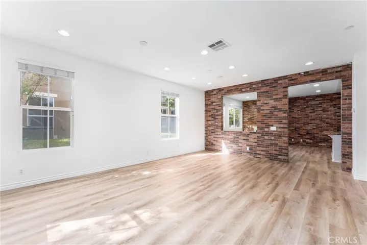 6374 Marbella Lane, Eastvale, California 91752