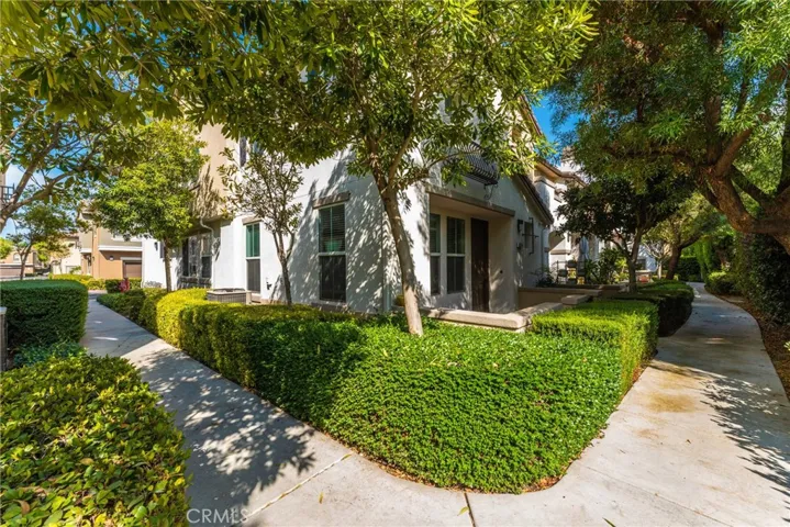 6374 Marbella Lane, Eastvale, California 91752