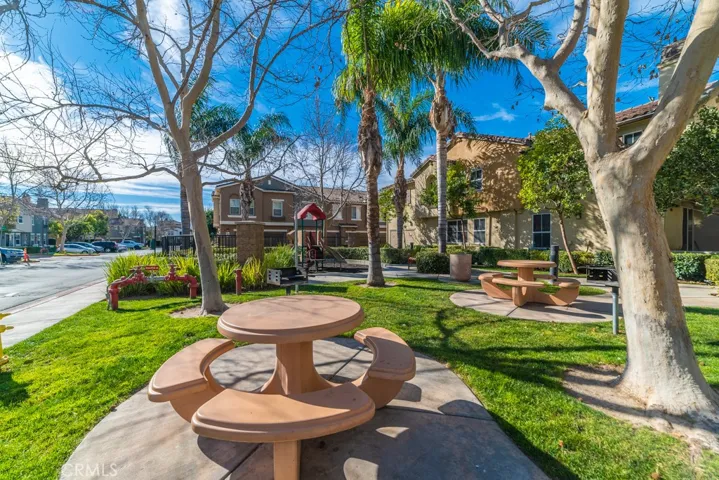 6374 Marbella Lane, Eastvale, California 91752