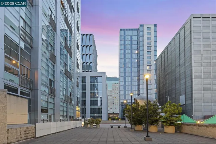 77 Dow Pl 508, San Francisco, California 94107
