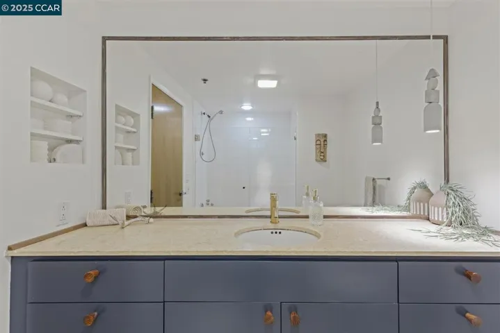 77 Dow Pl 508, San Francisco, California 94107