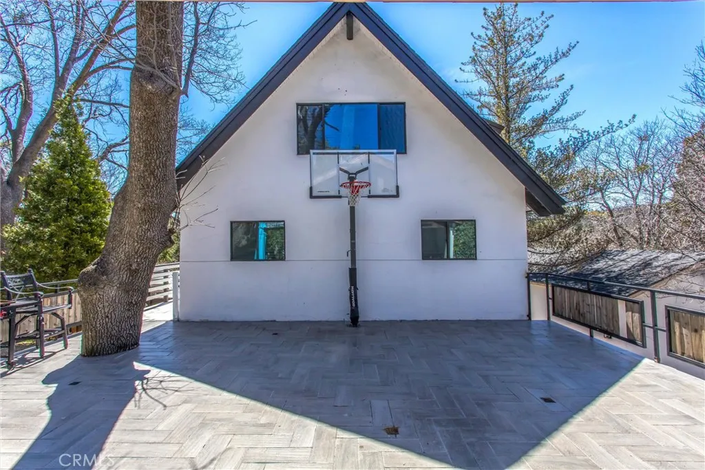 27491 Oakwood Drive, Lake Arrowhead, California 92352 home-pic-41