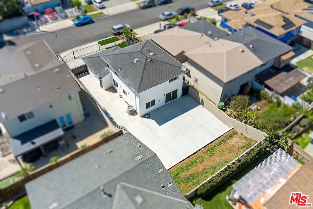 17518 Wellfleet Avenue, Carson, California 90746 home-pic-35