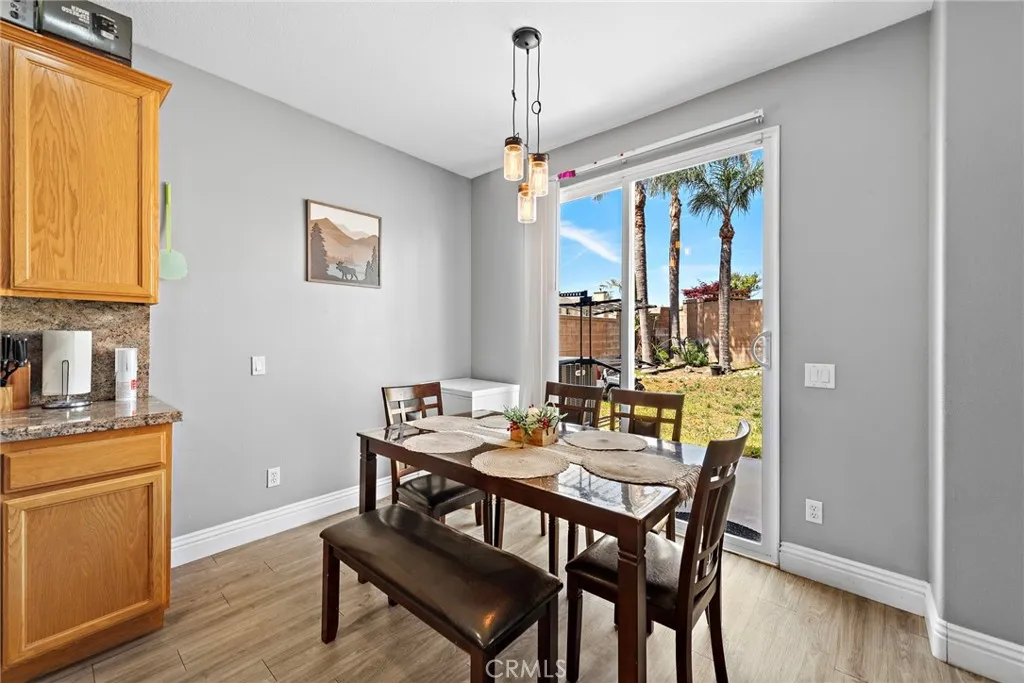 5332 Trailhawk Avenue, Fontana, California 92336 home-pic-13