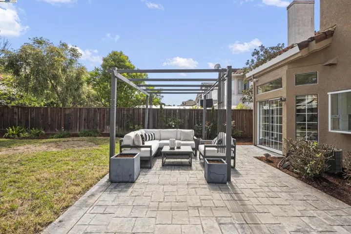 7537 Denison Pl, Castro Valley, California 94552