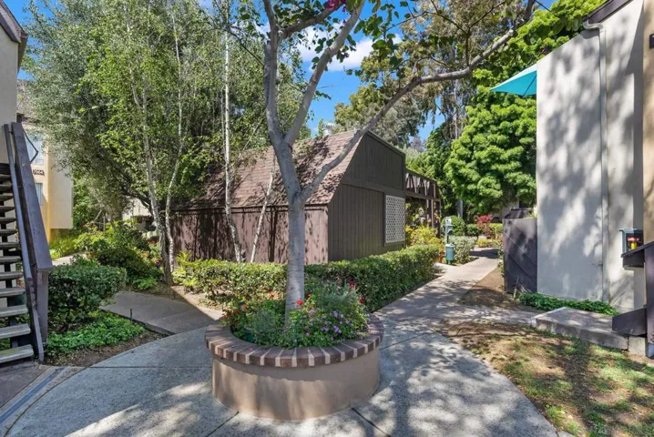 7968 Mission Center Ct, Unit H